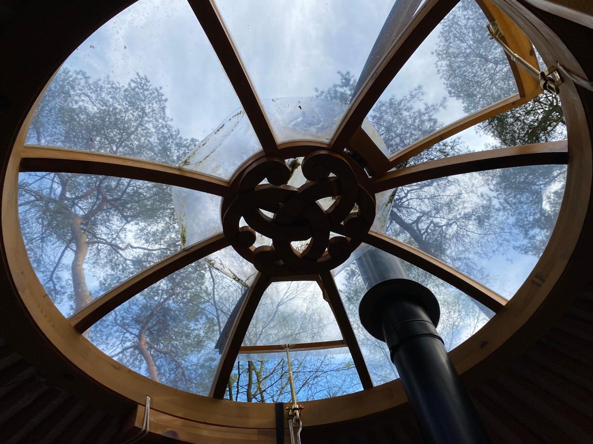 Luxury tent Ons Yurt In Het Bos
